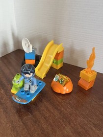 LEGO 10824 - Miles From Tomorrowland - Miles' Space Adventures - 2016 - 97%