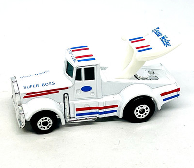 Matchbox International 66 Tyrone Malone Superboss weiß, schmale Räder, neuwertig!!