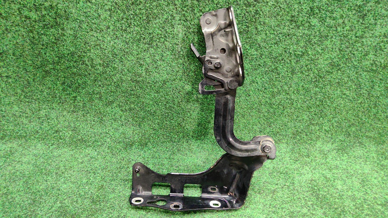2016-2022 Mercedes Glc 300 Right Front Hood Hinge Black 040 Oem A2538800228