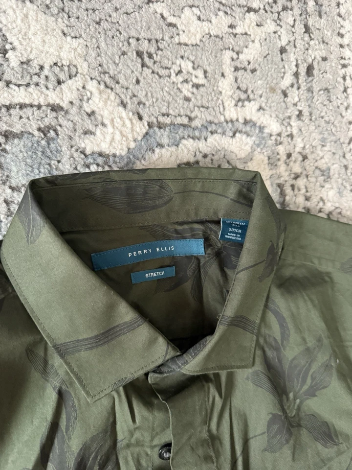 Perry Ellis Men’s Small Button Up Long Sleeve Shirt NWT - Image 4 of 4