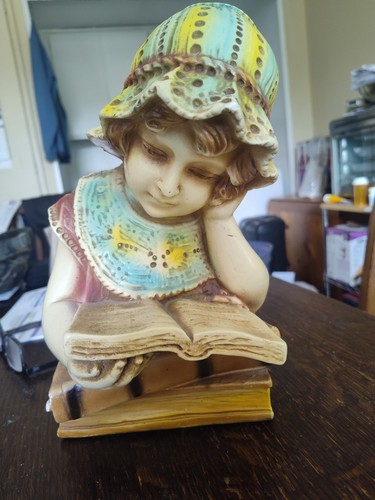 Vintage viktorianisches Mädchen - liest ein Buch - Skulptur - Nummer 1431 - Bild 4 von 8