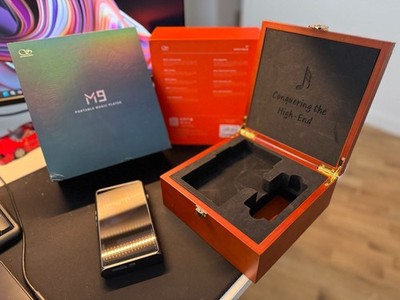 Shanling M9   High-End Portable Player