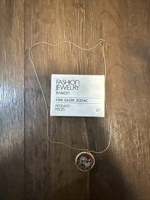 1981 Avon STAR GAZER ZODIAC Necklace Pisces Pendant Horoscope Astrology New
