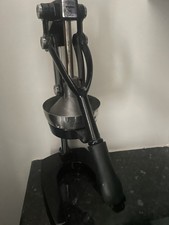 Rocus fruit  juicer press - in perfect condition 