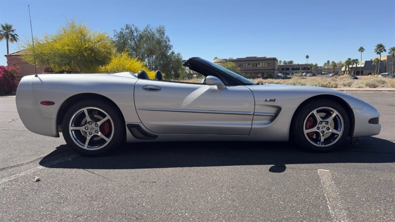 2001 Quicksilver Metallic Chevrolet Corvette   | C5 Corvette Photo 10