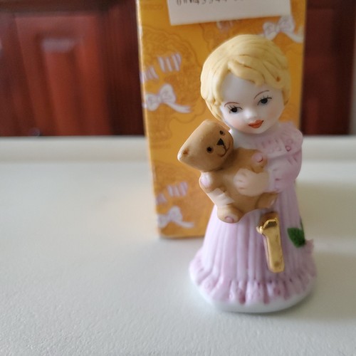 Enesco Growing Up Girl Age 1 Blonde Figurine E-2301 New in Box Birthday Figure - Bild 7 von 8