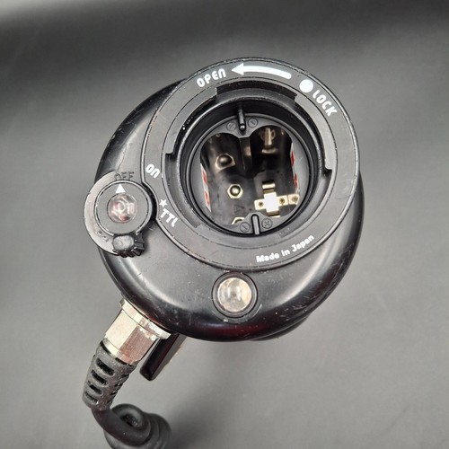 Sea & Sea Motor Marine Underwater MM-II Yellow Sub 50 TTL Strobe Flash (refB) - Picture 6 of 8