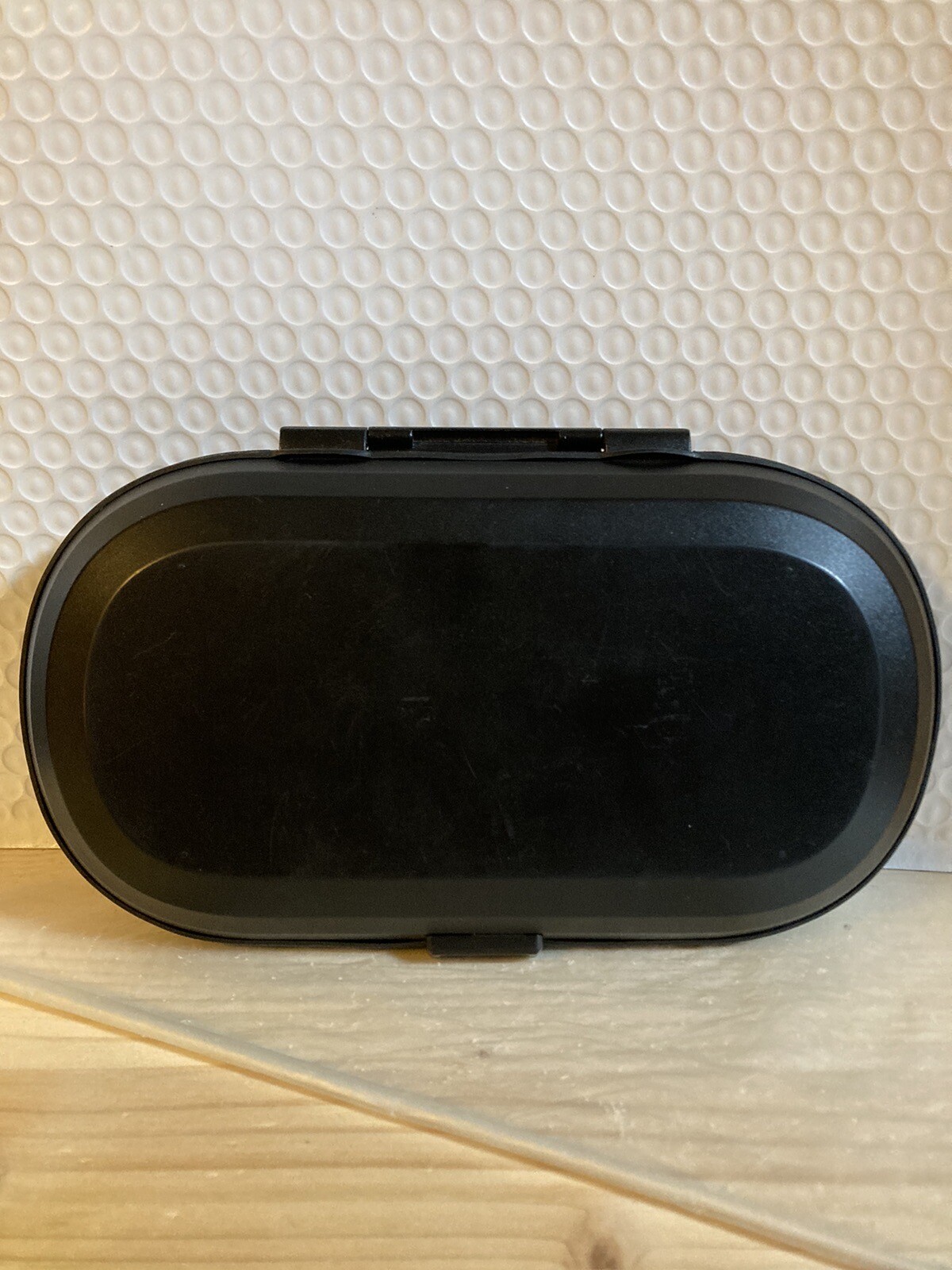 Sony Playstation PS Vita Heavy Duty Hard Shell Vault OEM Carrying Case