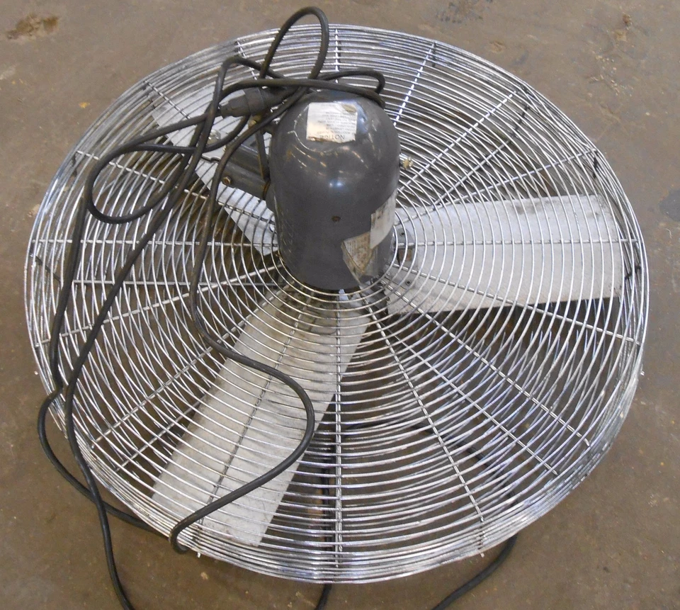 VENTILADOR INDUSTRIAL MARLEY, 120 VOLTIOS, 32" DIÁMETRO Foto 4 de 4