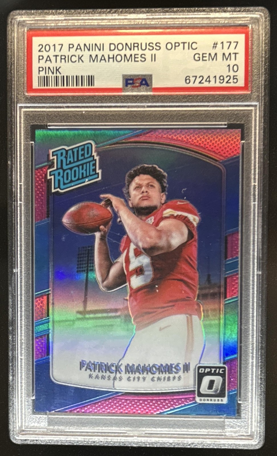 2017 Panini Donruss Optic Patrick Mahomes II Pink RC Rated Rookie #177 PSA 10