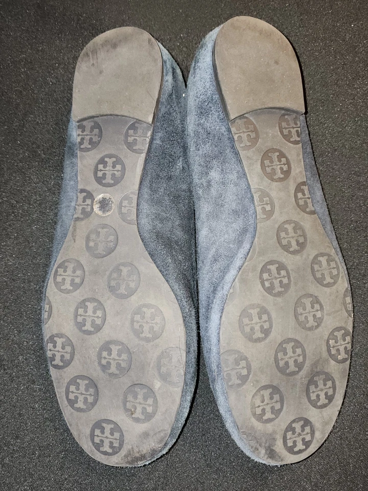 Pisos de ballet Tory Burch Reva de gamuza azul marino logotipo dorado para mujer talla 6,5 M Foto 2 de 4