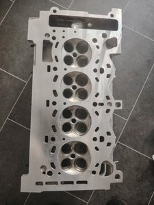 BMW 116i Bj2006  Zylinderkopf  Ohne Ventile Und Anbauteile
