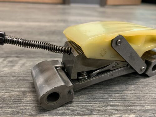 Harley Davidson Dyna Low Rider Fat Bob Street Bob OEM Chain Tensioner 39929-06C - Picture 2 of 8