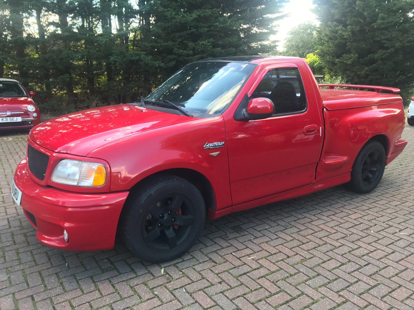 Ford F150 Lightning American Sports Pick Up Truck Hot Rod UK American