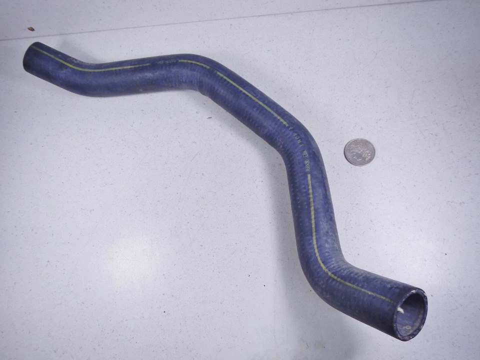 Manguera de refrigerante radiador superior 77-79 GM Buick Chevrolet Pontiac B carrocería V8 NOS Foto 3 de 4
