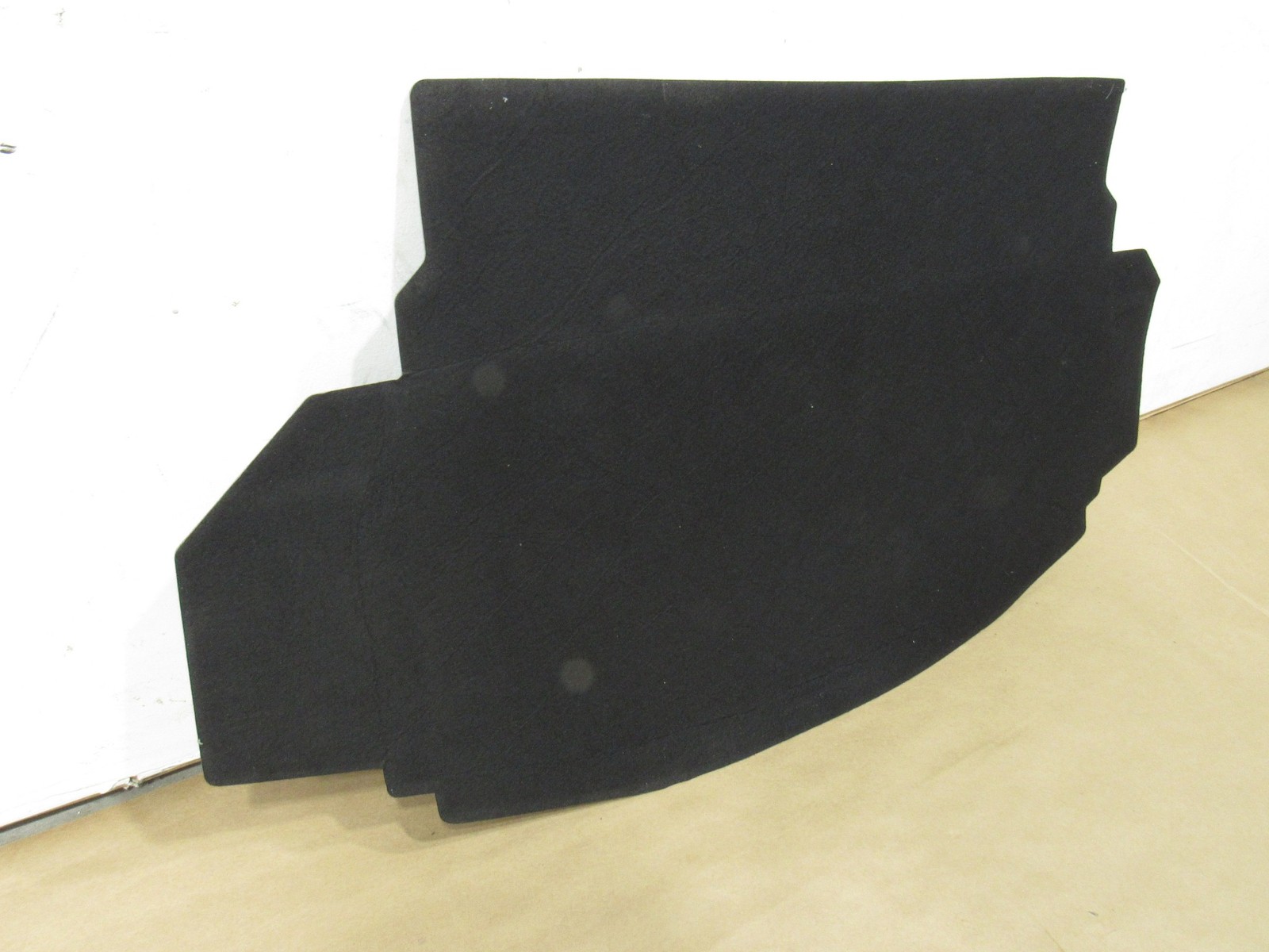 18-21 Aston Martin Vantage 2019 Rear Trunk Cargo Carpet Cover Trim Panel :O