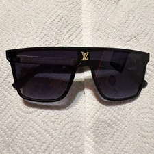 Louis Vuitton Men's Square Sunglasses Black Gold Gradient Lens Check Pattern