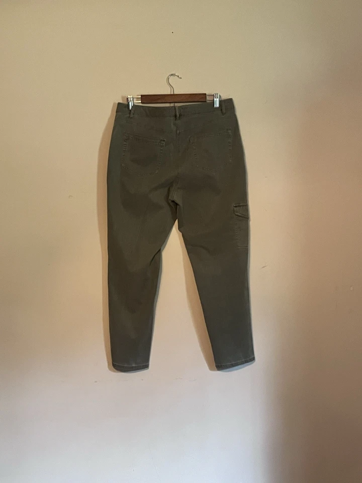 Pantalones cargo J. Jill sarga elástica verde oliva talla 12 Foto 4 de 4