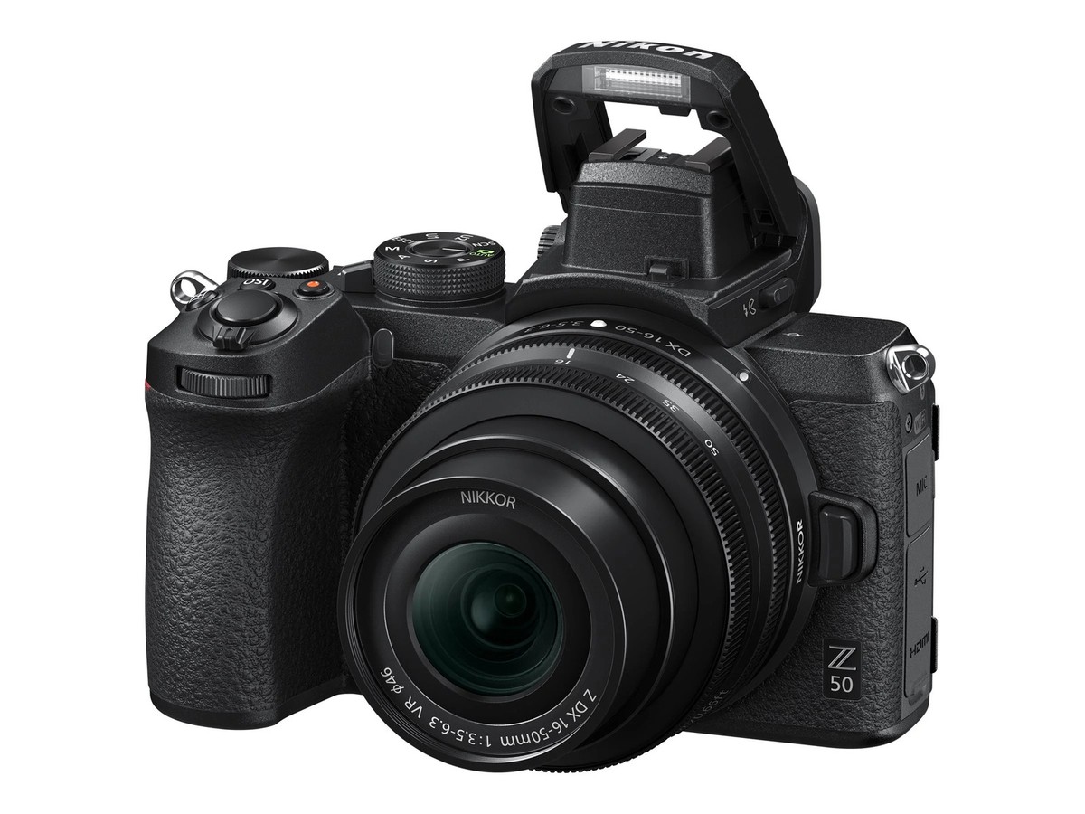 Nikon Z50 16-50 VR レンズキット ショット数：706枚 Nikon Z 50 20.9MP with 16-50mm VR Lens Kit Mirrorless Camera
