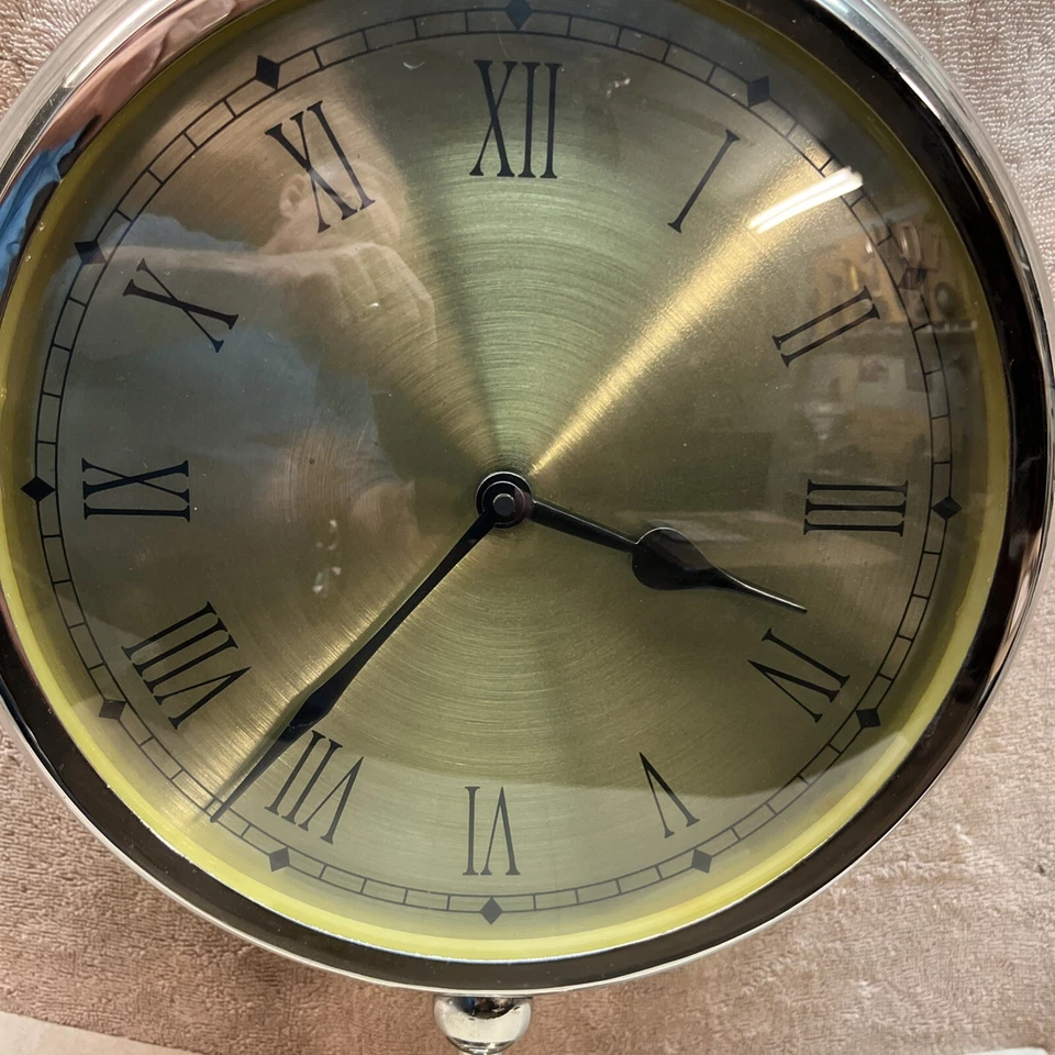 NICE CHROME STANDING MANTEL OR DESK CLOCK  - Image 2 of 4