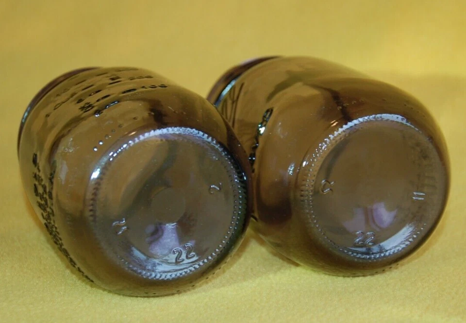 Par de tarros de vidrio BALL ~ pintas púrpuras ~ 100 años mejorados, 1913 reproducción ~ en muy buena condición Foto 4 de 4