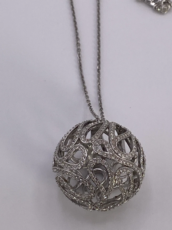 Collar Swarovski Cristal Reflejo Colgante Esférico Collar 24 Pulgadas Foto 3 de 4