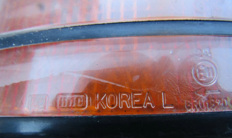 Par de luces traseras lado izquierdo derecho Hyundai Scoupe modelo 1990 92 usadas Foto 3 de 4