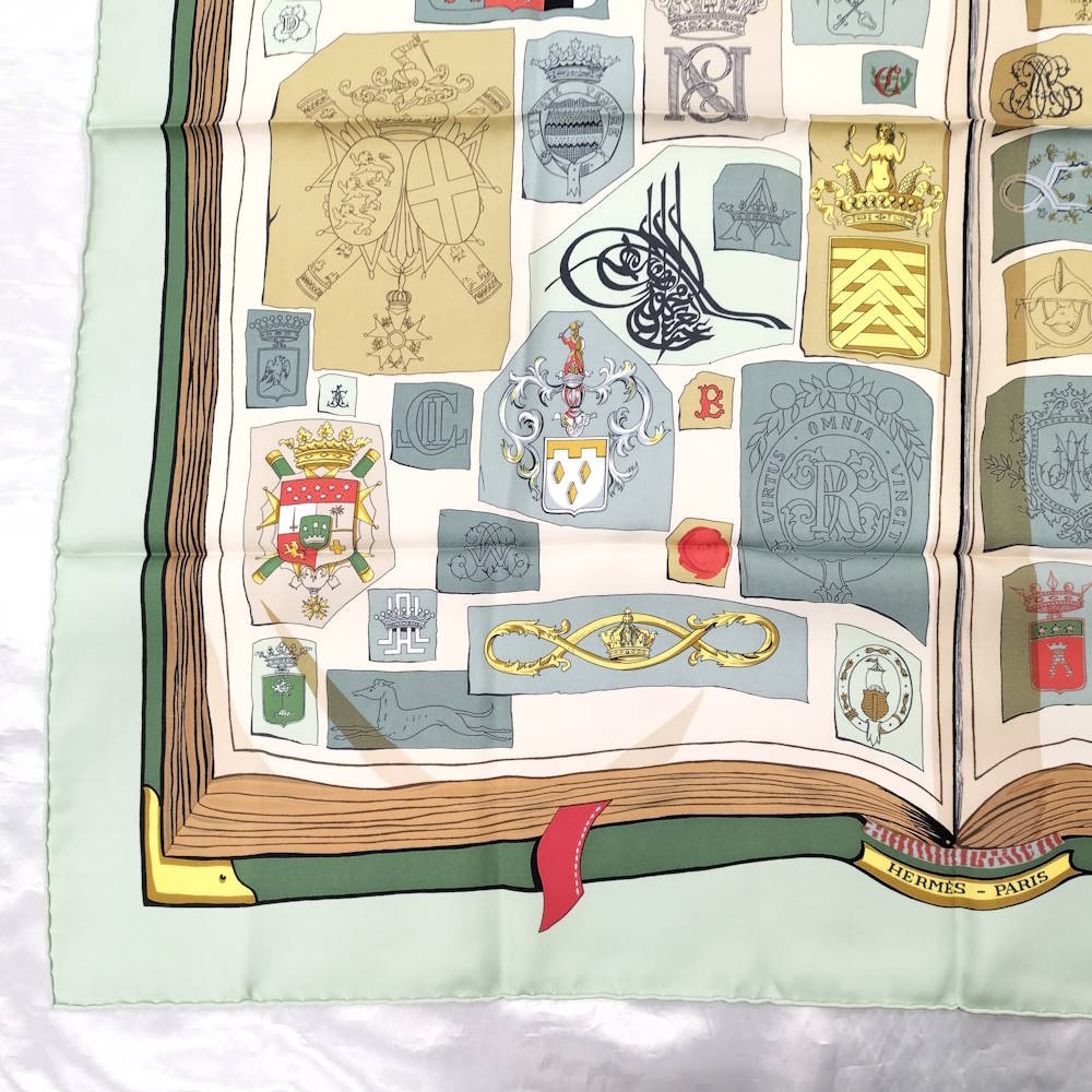 Hermes scarf KARE90 CHIFFRES ET MONOGRAMES ANNEE Drawings and symbols 100 thumbnail 4