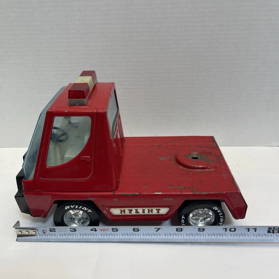 Nylint Semi Tractor ONLY (1628) - Image 2 of 4