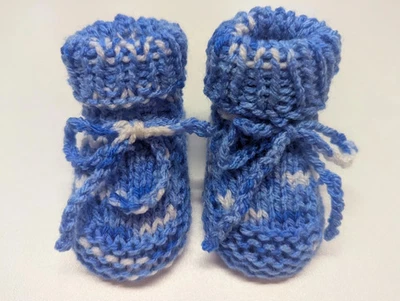 Babyschuhe Erstlingsschuhe gestrickt  blau meliert Größe wählen - Bild 1 von 2