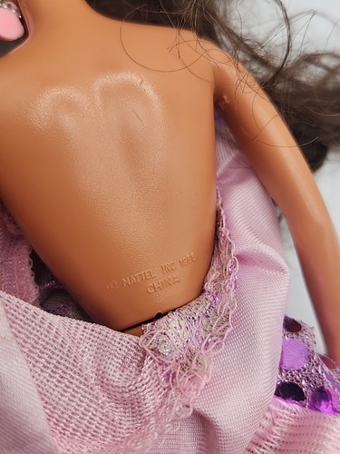 2 bambole Barbie vintage Mattel 1966 capelli castani con abiti - Foto 13 di 19
