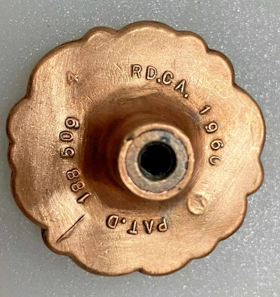 Lot of Old Brass Hinges and Knobs Pattented  1960 16 Knobs 10 Hinges - Image 4 of 4