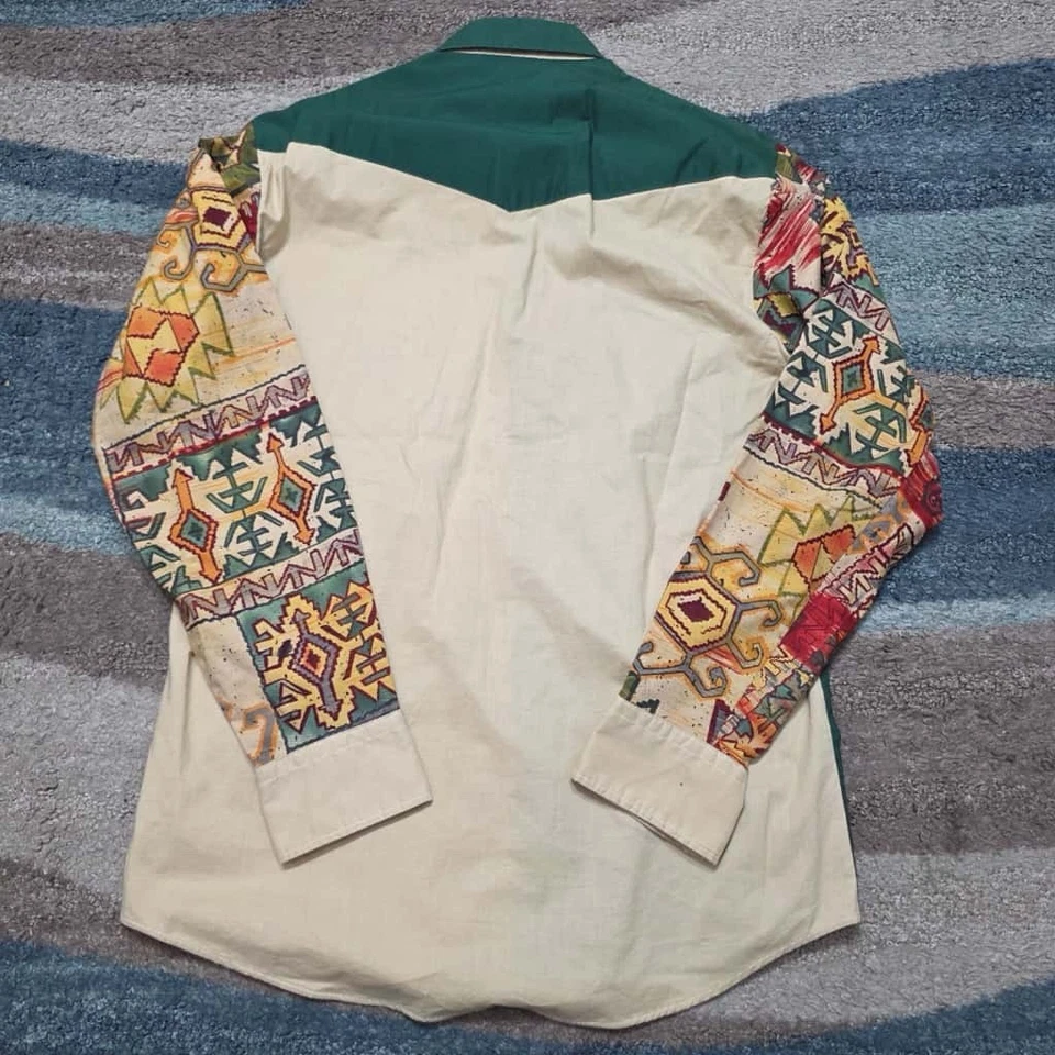 Roper Men’s Medium Western Aztec Sleeve Shirt USA Made - Image 3 of 4