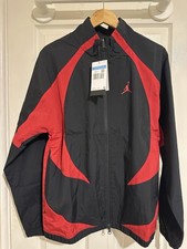 Jordan Nike men's wind breaker size medium NEW