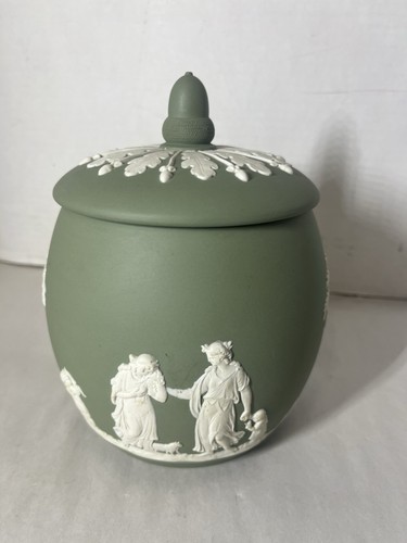 WEDGWOOD JASPERWARE SAGE GREEN BISKUITFASS - Bild 3 von 10