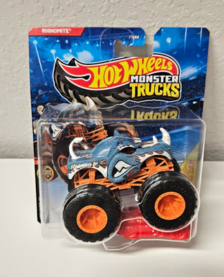 Hot Wheels Monster Trucks Rhinomite 1:64 Diecast w/ Connect & Crash Car