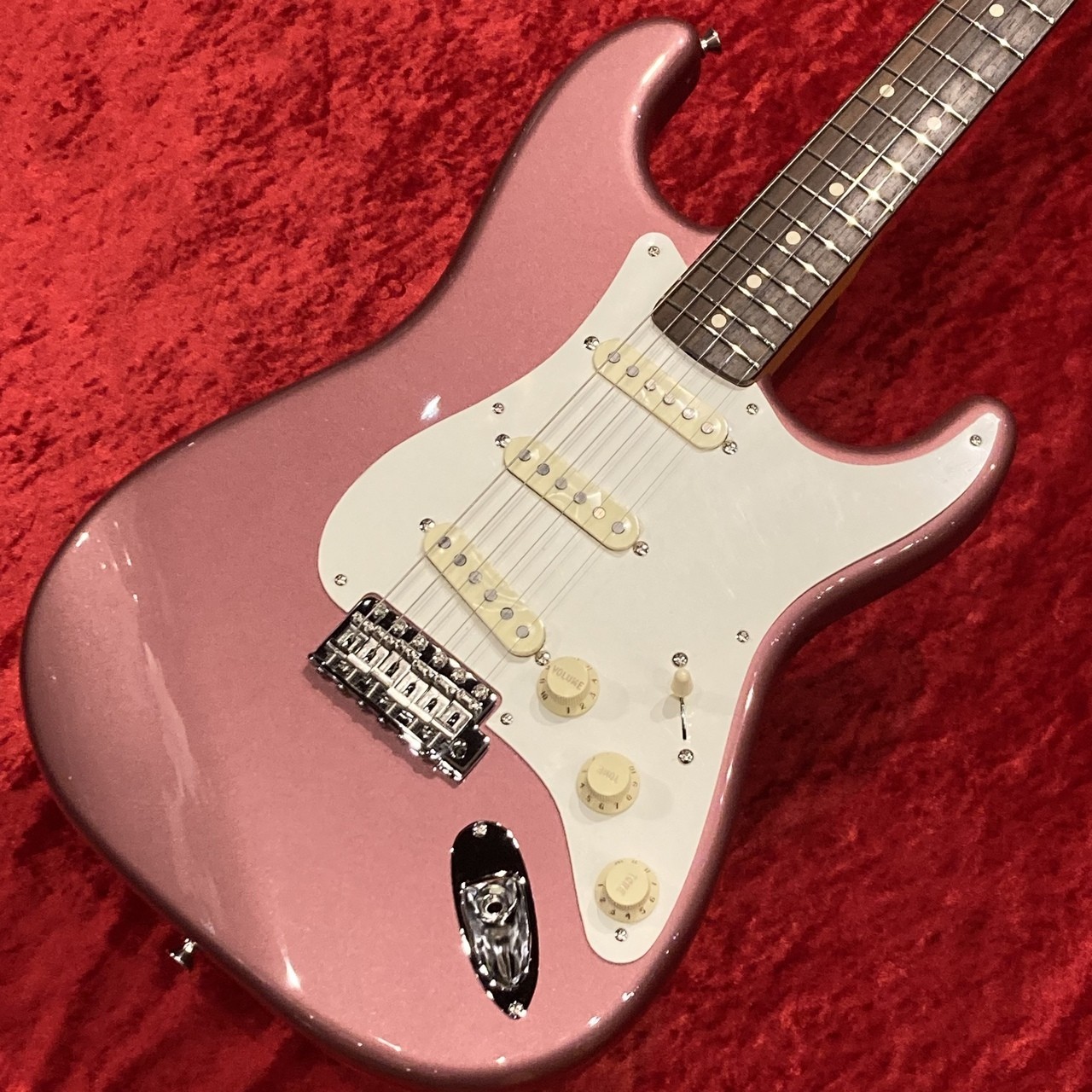Fender Mij Char Stratocaster Burgundy Used Electric Guitar