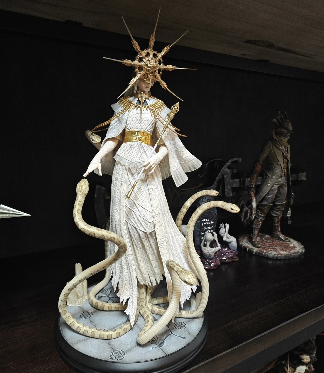 Dark Sun Gwyndolin Craving Eyes Studio Resin Dark Souls 1/6 35cm