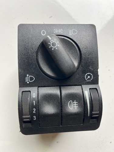 Opel Astra G LHD headlights fog lights control unit buttons 09180774 GM