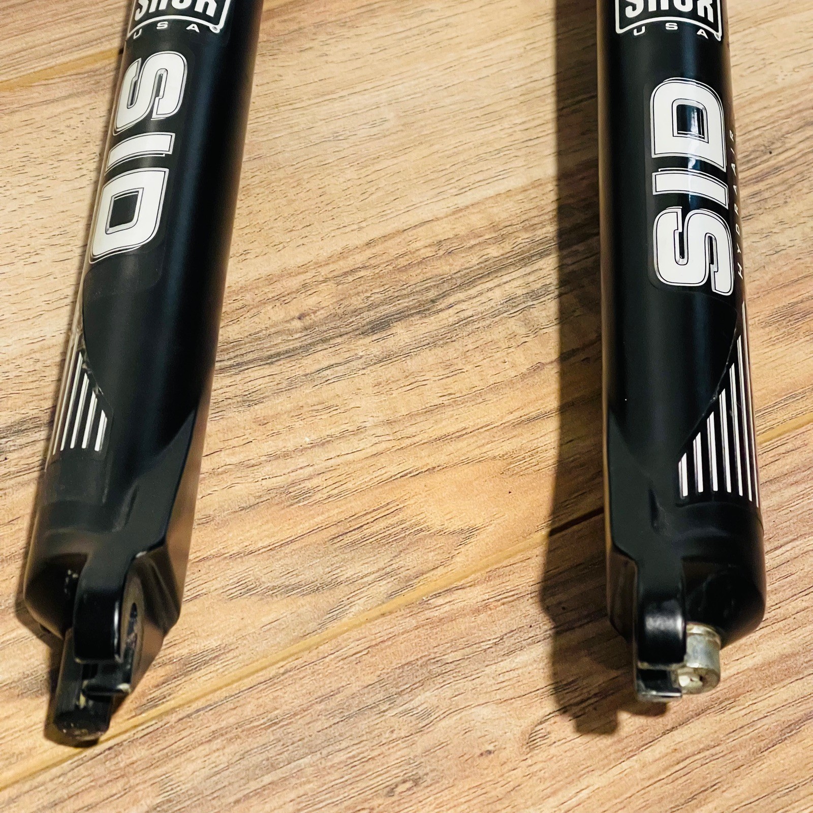 Rock Shox SID XC Hydra Air 26 Black 1 1/8 Threadless  212mm V-Brake Disc QR 9MM