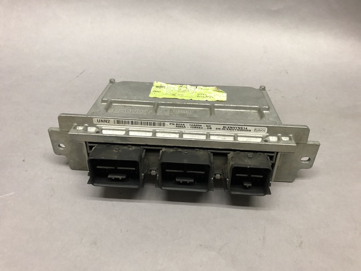 プリンセスbox 2012 2023 Kawasaki Er650 Z650 Ex650 Fuse Junction Box 27002-0061