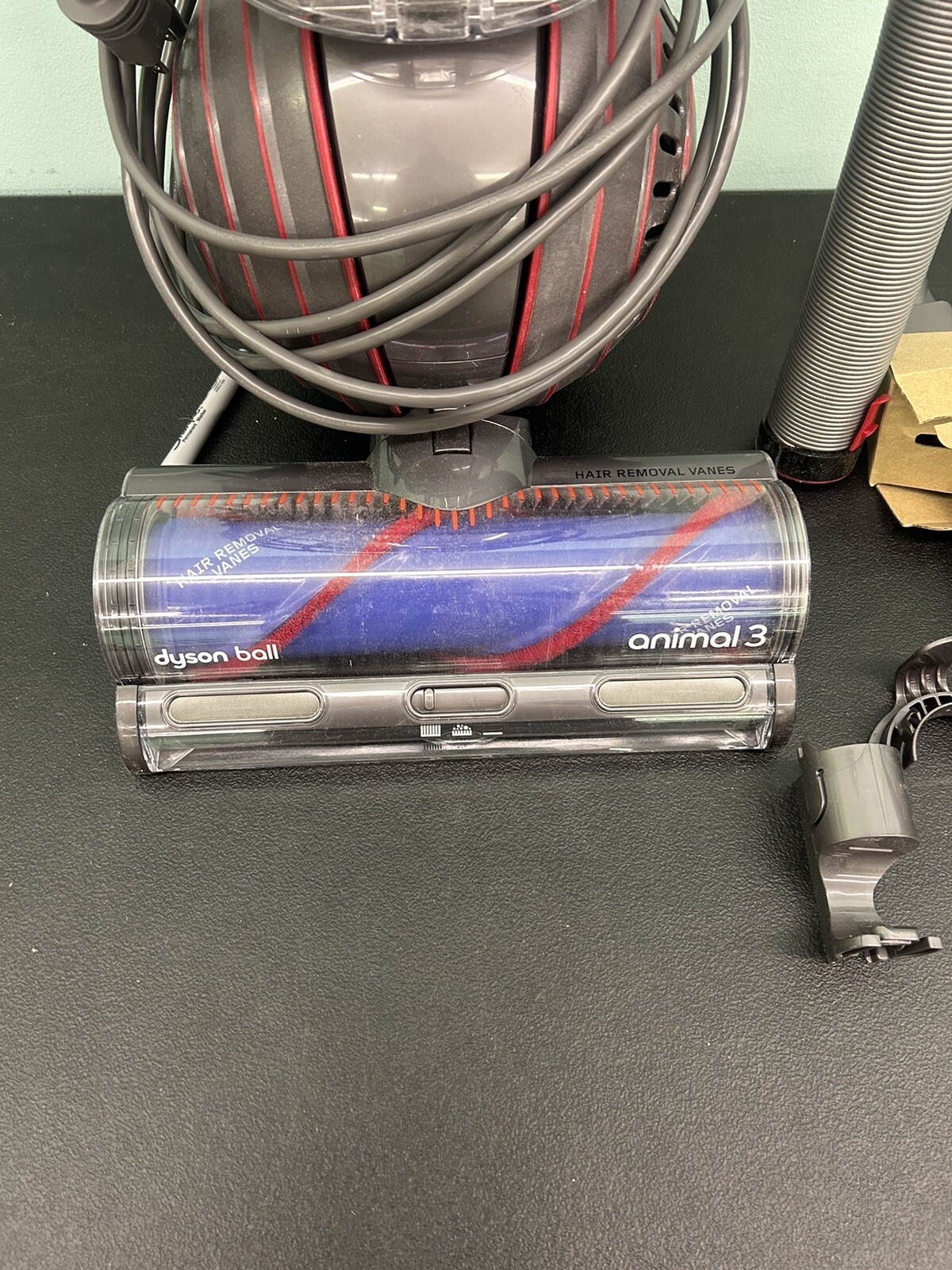 Dyson Ball Animal 3 Upright Vacuum Cleaner USED INSTITUTO