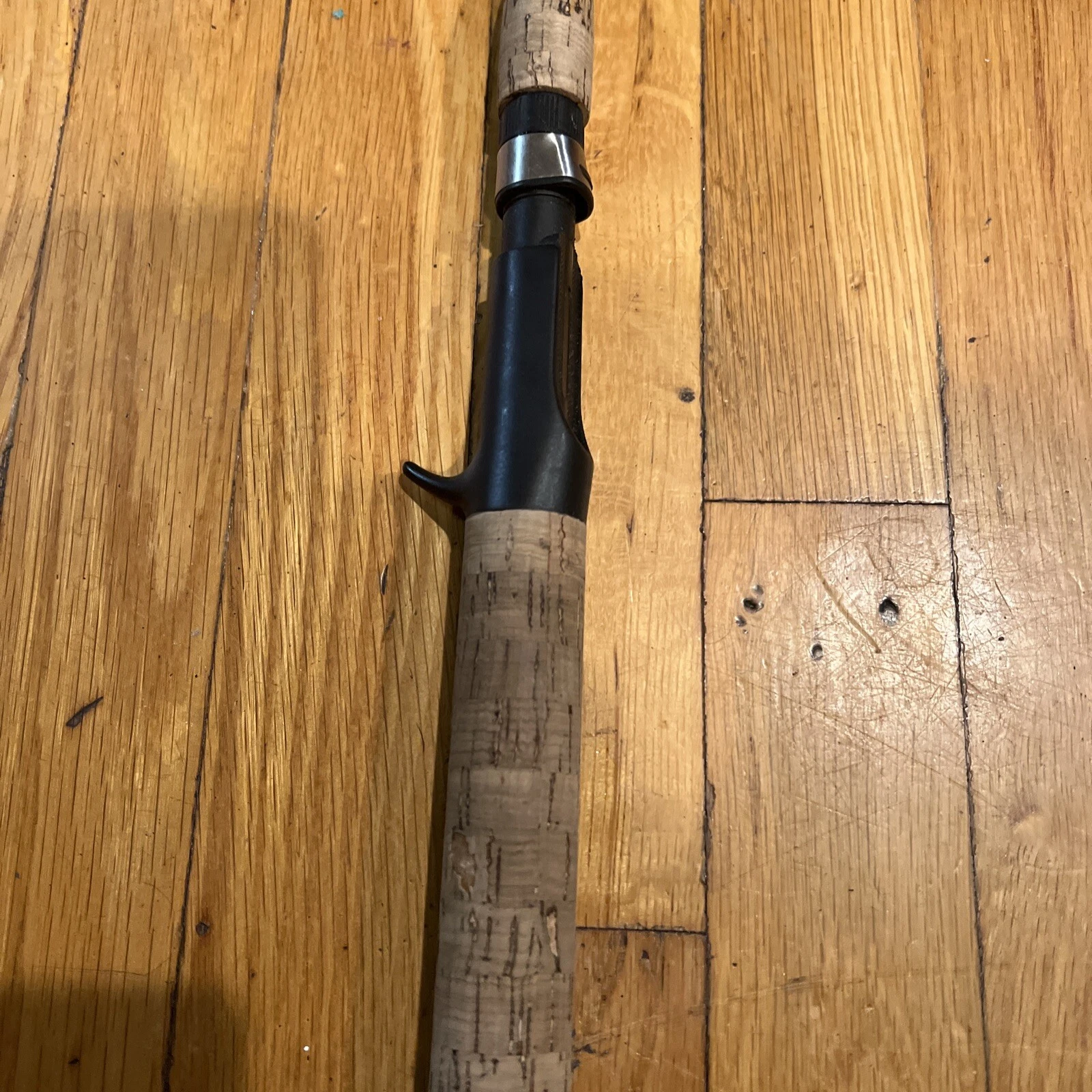 VINTAGE DAIWA CUSTOM DESIGN DTF562MLRB 2 PIECE ROD