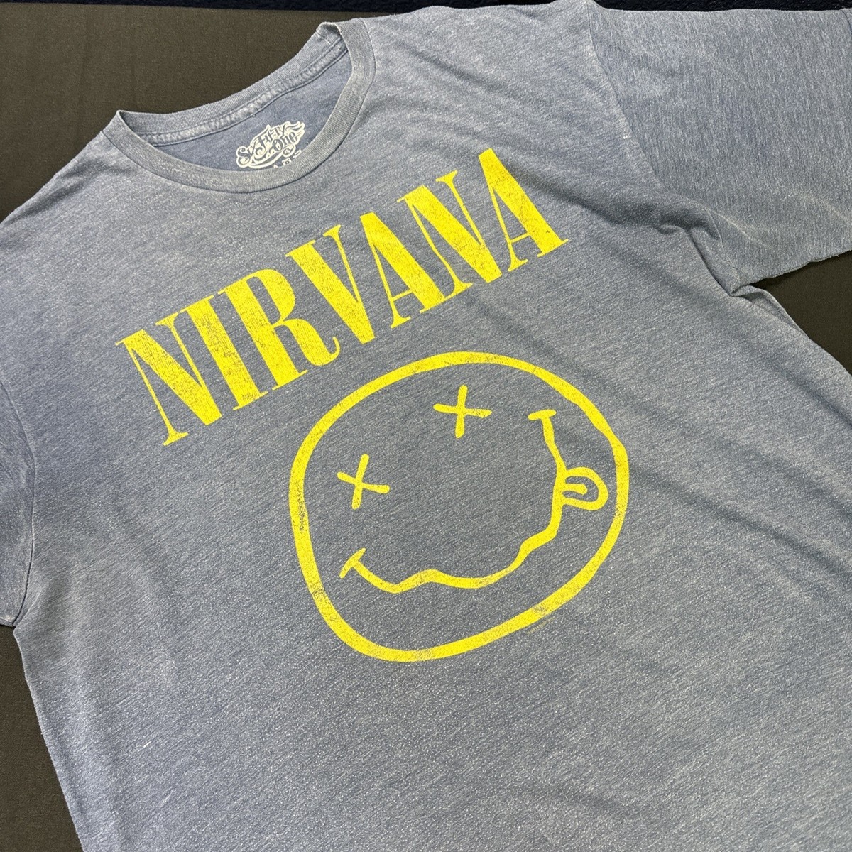 Nirvana T-Shirt Smiley Face Logo Blue Yellow Adult Size XL | eBay