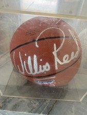 Willis Reed Autographed Basketball New Jersey Nets Hall of Famer 1982