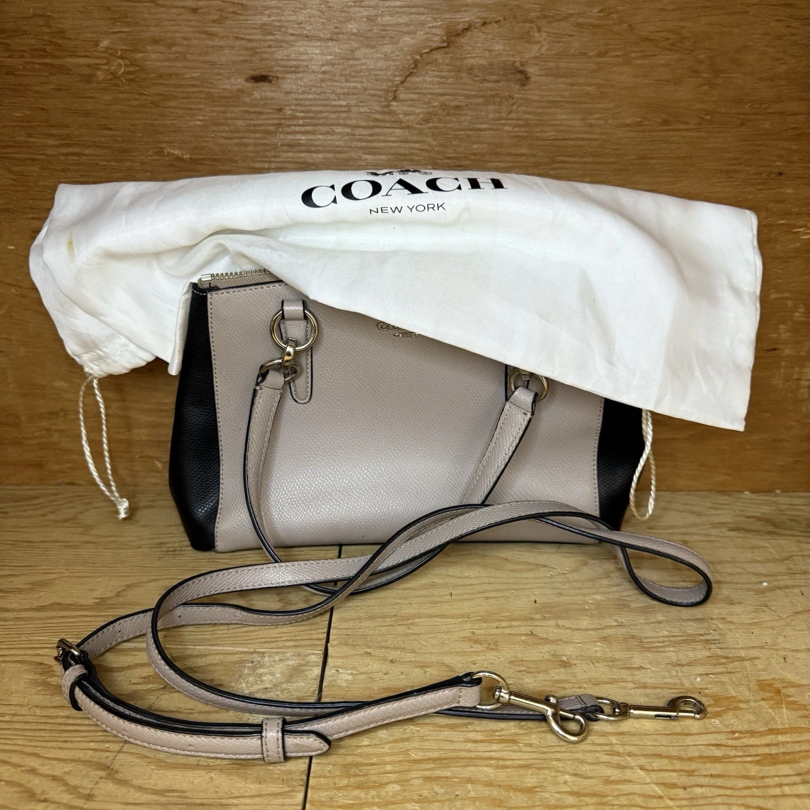 Borsa Coach Mini Christie tracolla pelle blush nero colorblock oro rigida