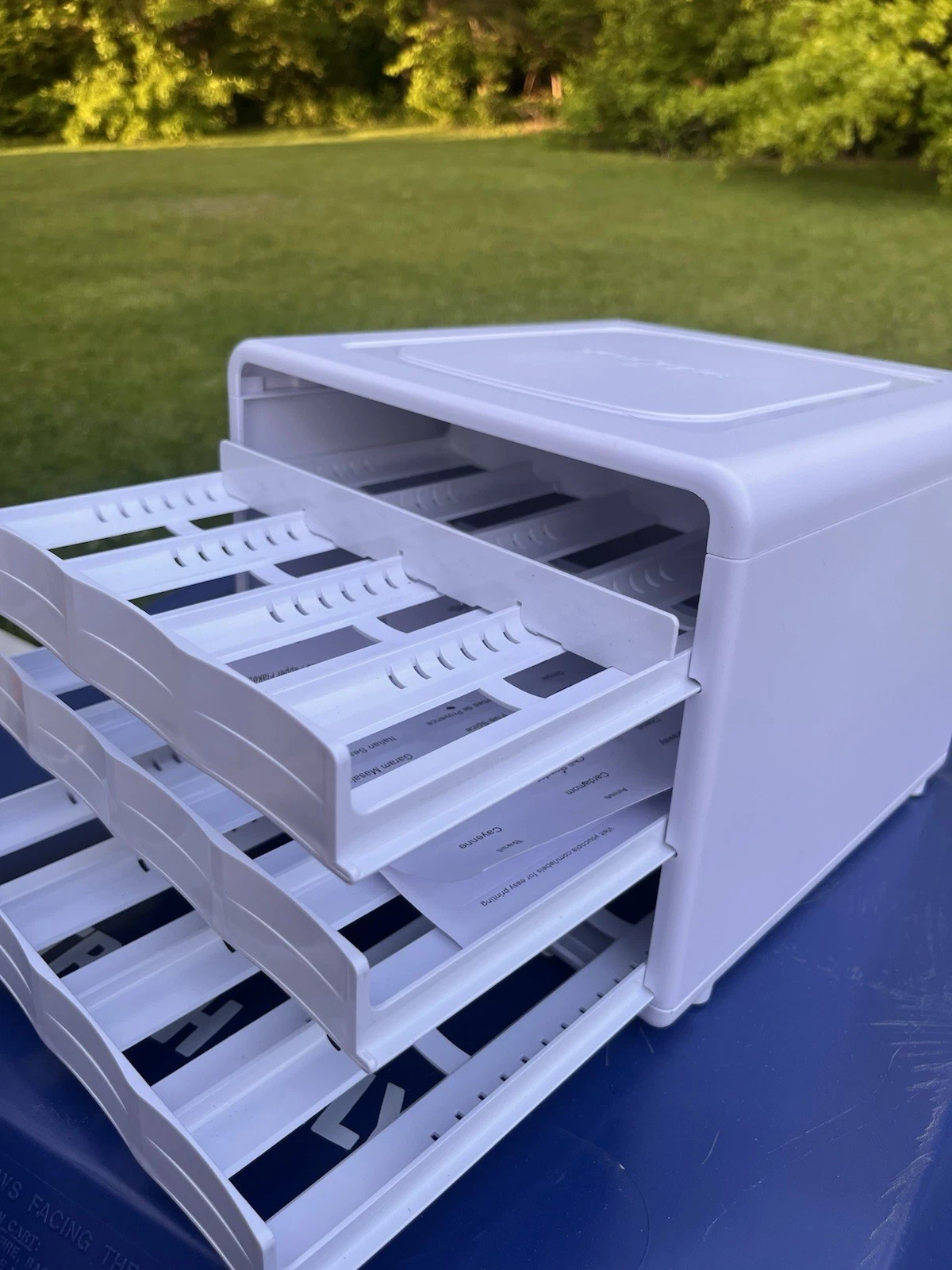 YouCopia Spice Stack Rack Organizer 18 Full Size Bottle Jar 3 Drawers White
Opens in a new window or