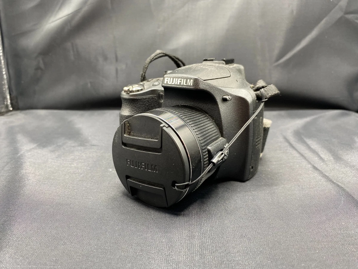 Fujifilm FinePix S Series 20-29.9x Optical Zoom Bridge Digital