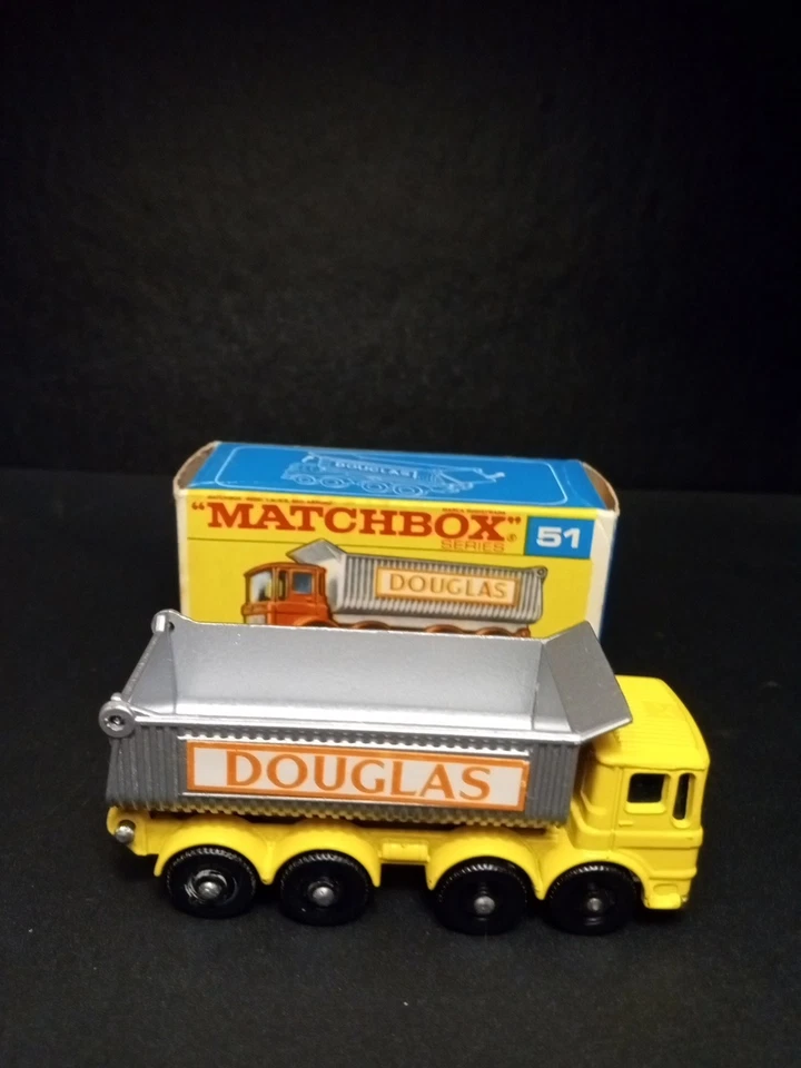 Matchbox #51C 8 Wheel Tipper "DOUGLAS" 1969 In Crisp Original F2 Script Box - Image 4 of 4