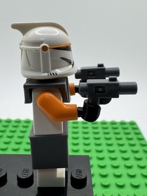 Lego Star Wars Minifigure: Clone Trooper Commander Cody 212th Sw0196